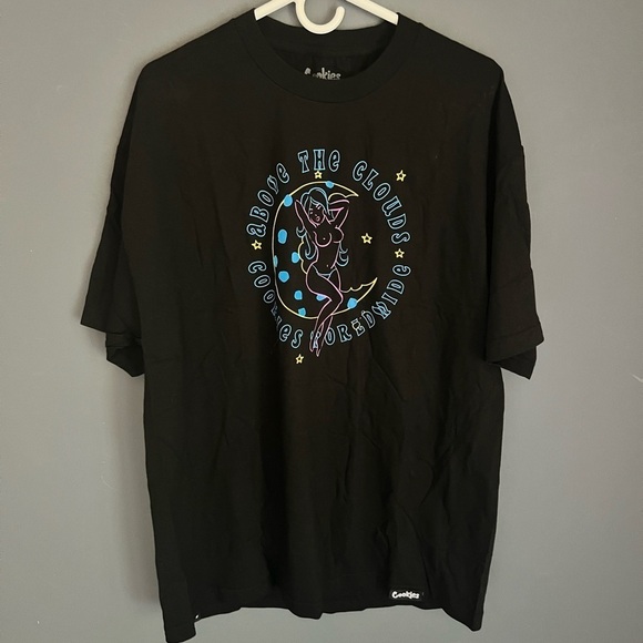 New COOKIES Mens Size XL ‘Above The Clouds” Nude Woman T-Shirt Short Sleeve - Picture 1 of 3